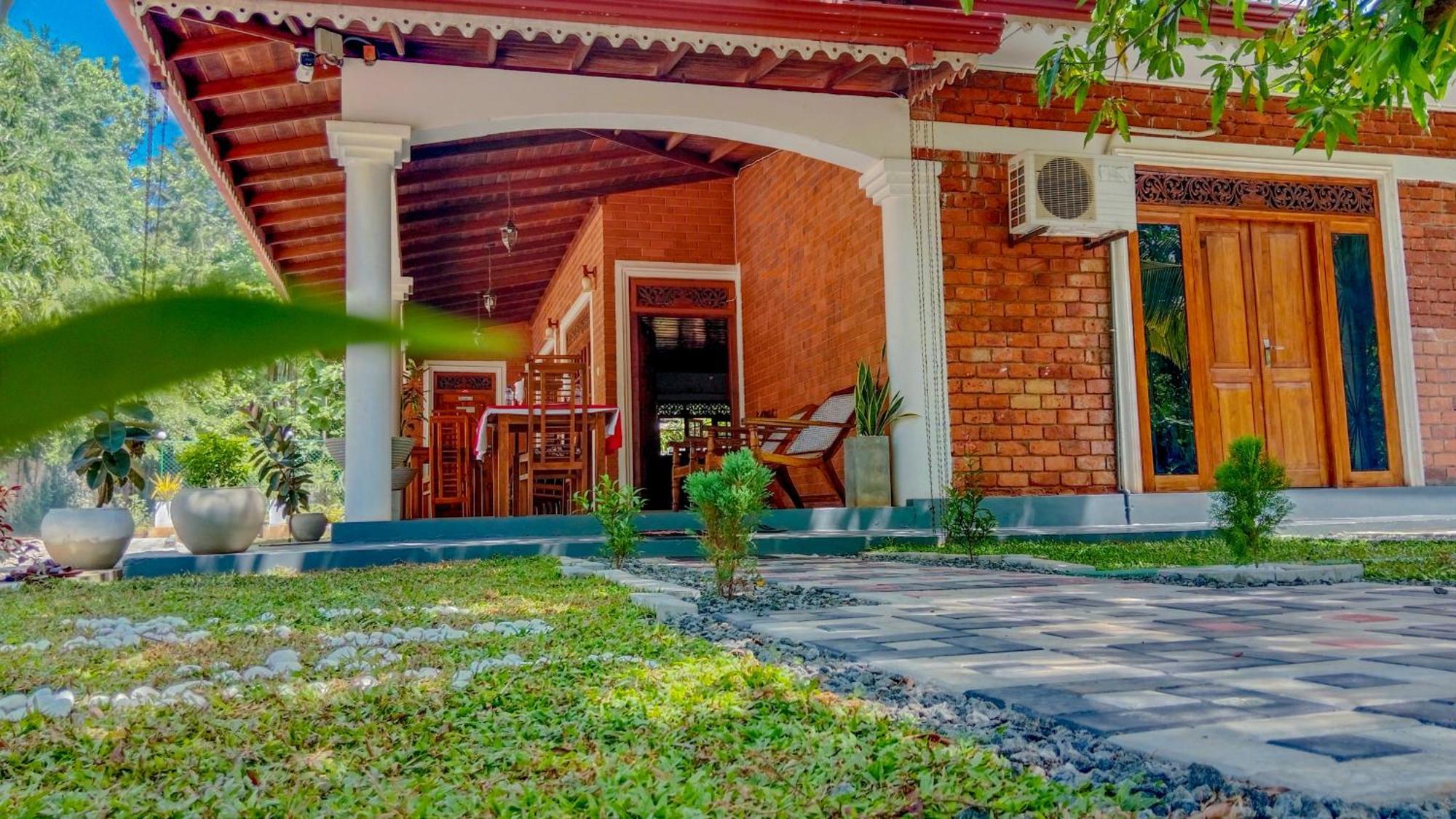 Hotel Sigiri Thilanka Rest Sigirîya Extérieur photo