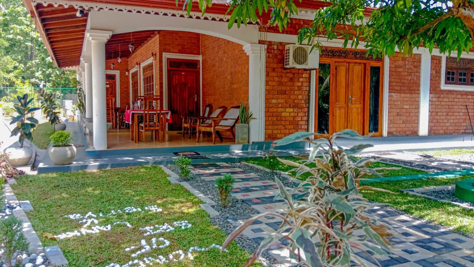 Hotel Sigiri Thilanka Rest Sigirîya Extérieur photo