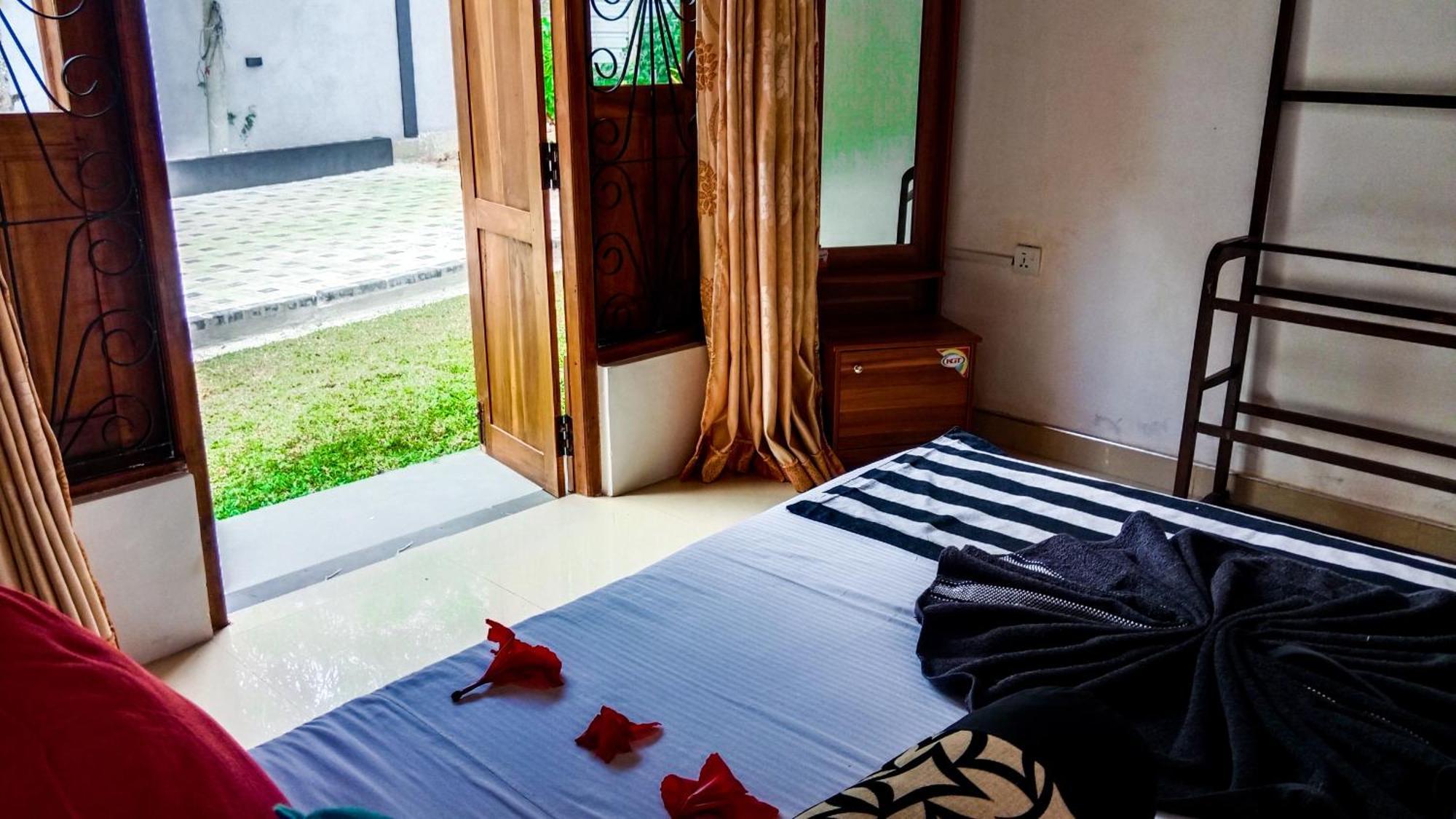 Hotel Sigiri Thilanka Rest Sigirîya Extérieur photo